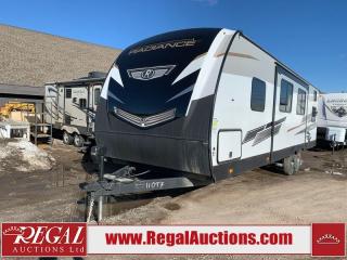 Used 2021 CRUISER RV RADIANCE SERIES 28 QD for sale in Calgary, AB