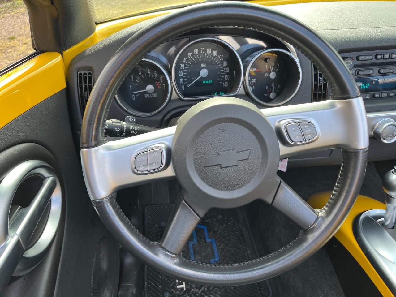 2003 Chevrolet SSR LS with Low KMS! - Photo #33