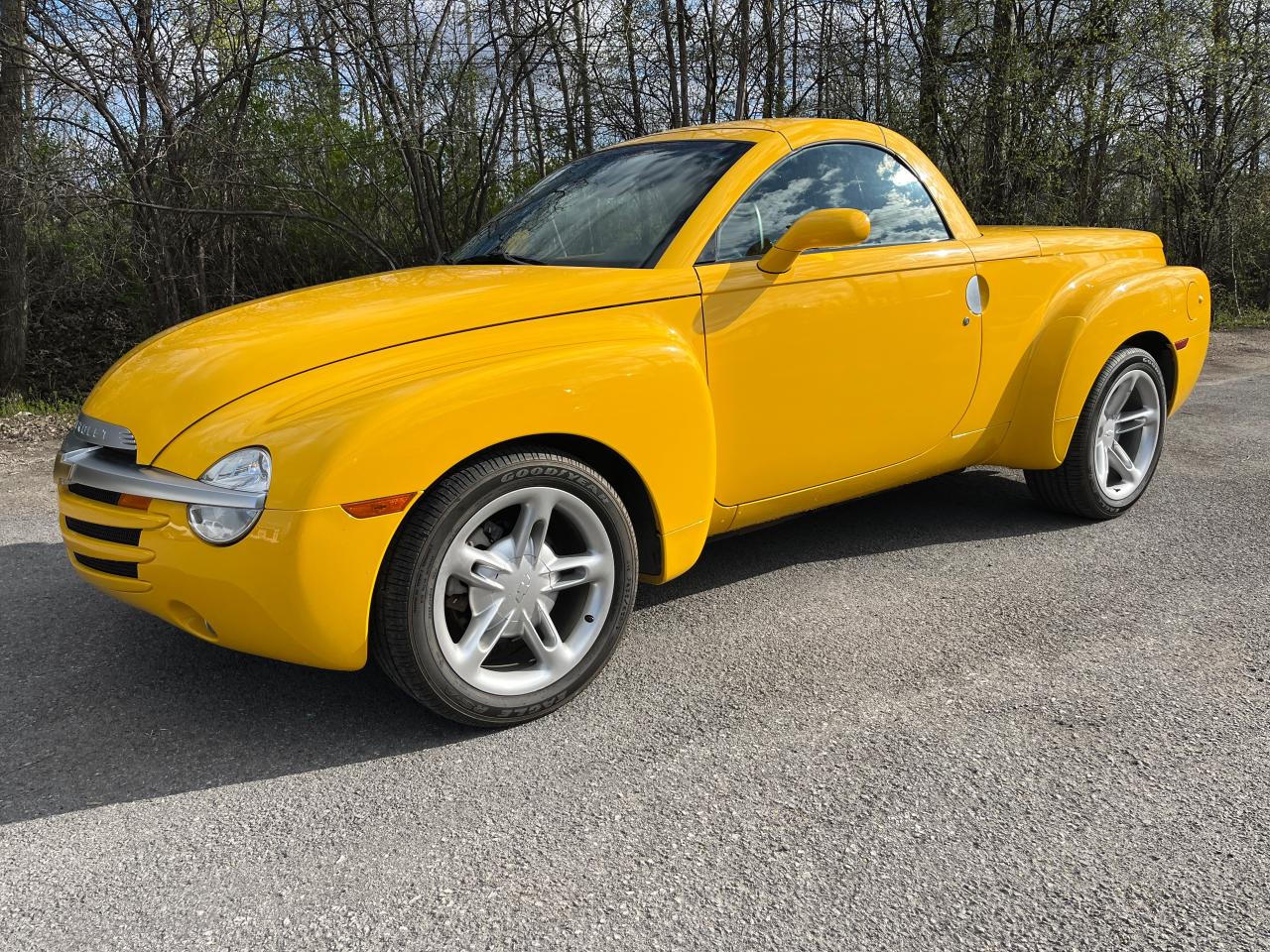 2003 Chevrolet SSR LS with Low KMS! - Photo #18