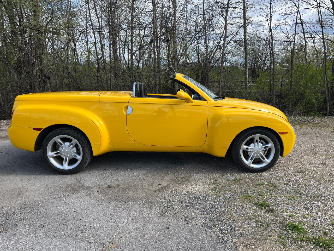2003 Chevrolet SSR LS with Low KMS! - Photo #10