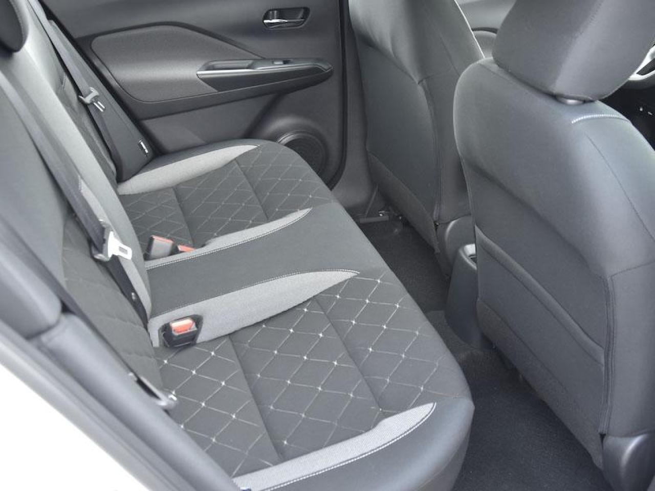 2020 Nissan Kicks SV - Photo #6
