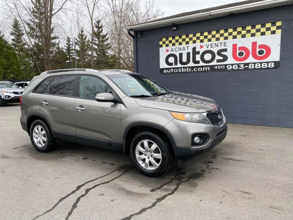 Used 2011 Kia Sorento ( 4 CYLINDRES - 153 000 KM ) for Sale in Laval, Quebec