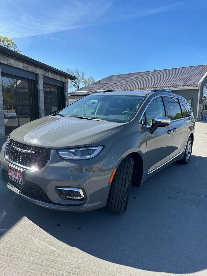 2023 Chrysler Pacifica Limited