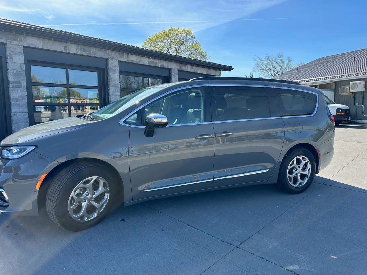 2023 Chrysler Pacifica Limited