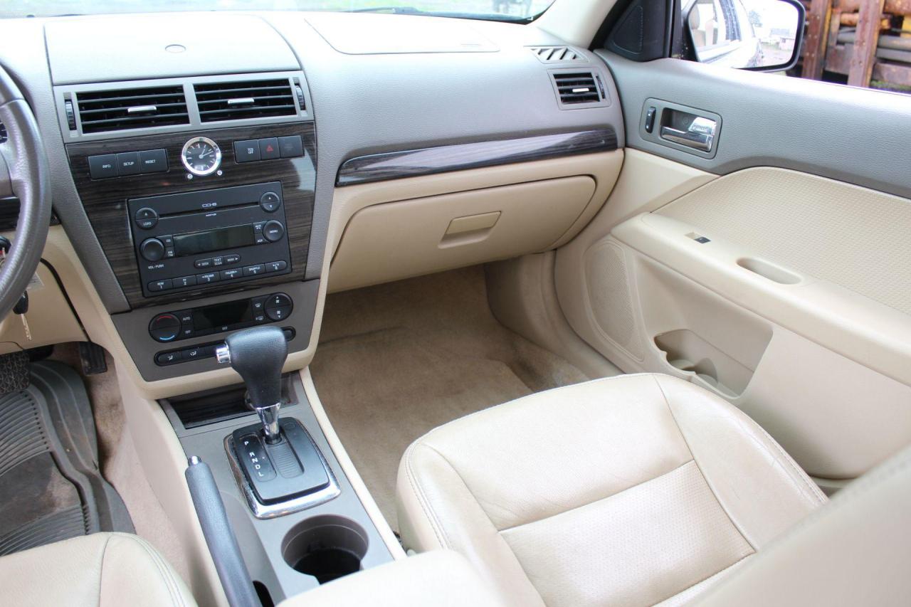 2007 Ford Fusion  Photo