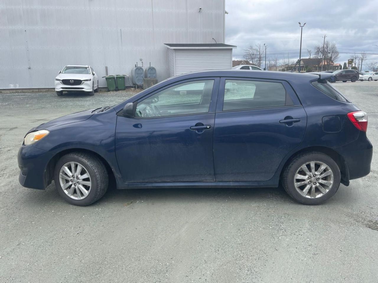 2009 Toyota Matrix  Photo2