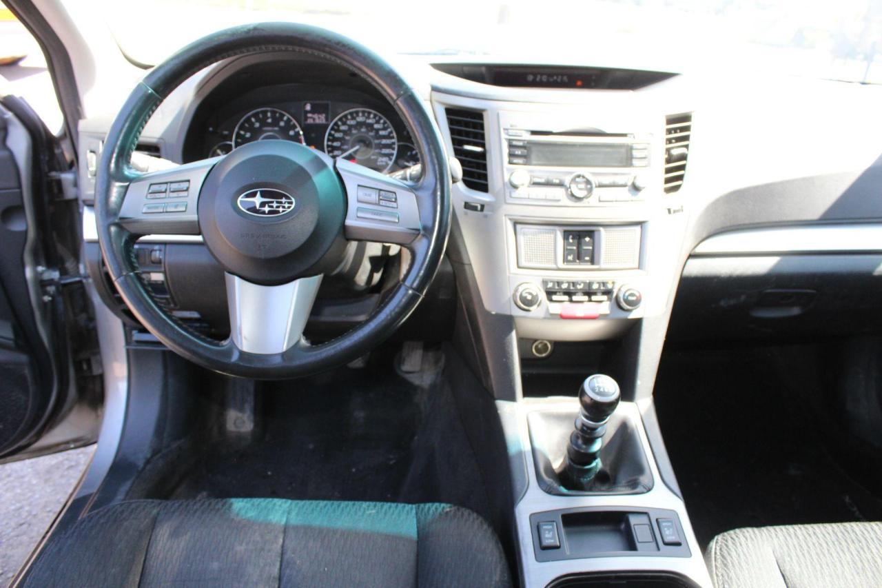 2011 Subaru Outback  Photo