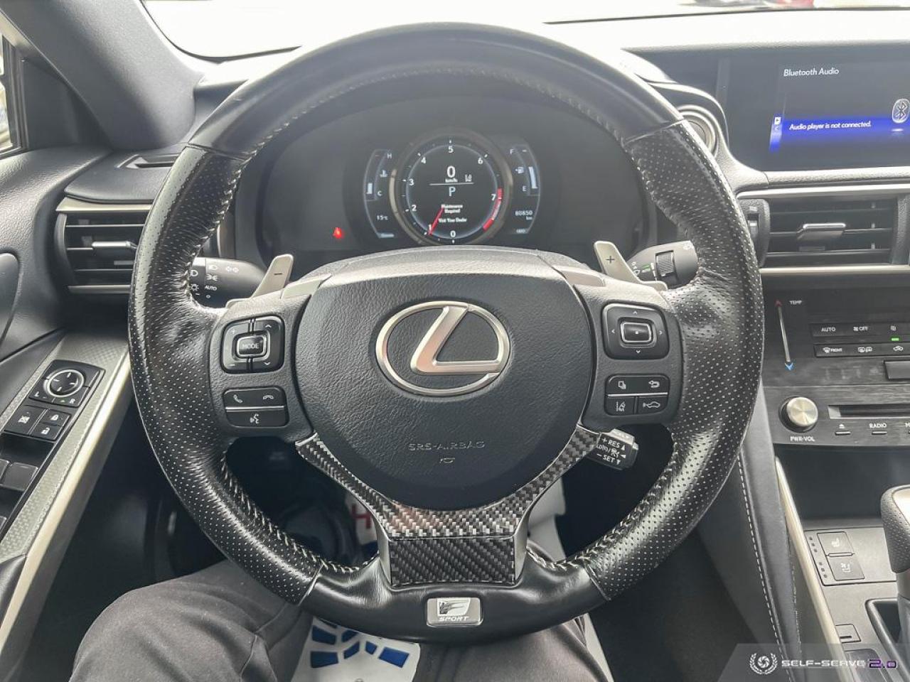 2018 Lexus IS 300 F SPORT / LEATHER / AWD / ROOF / HTD SEATS - Photo #20