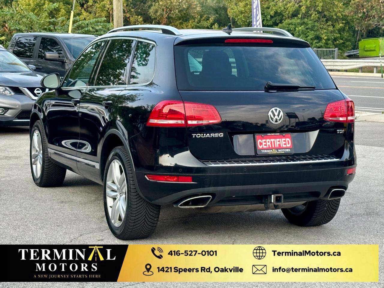 2014 Volkswagen Touareg 4dr TDI Execline Photo3