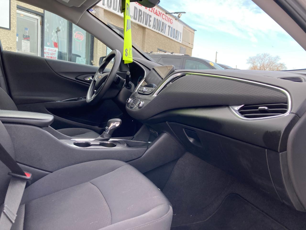 2021 Chevrolet Malibu 4DR SDN LT - Photo #9