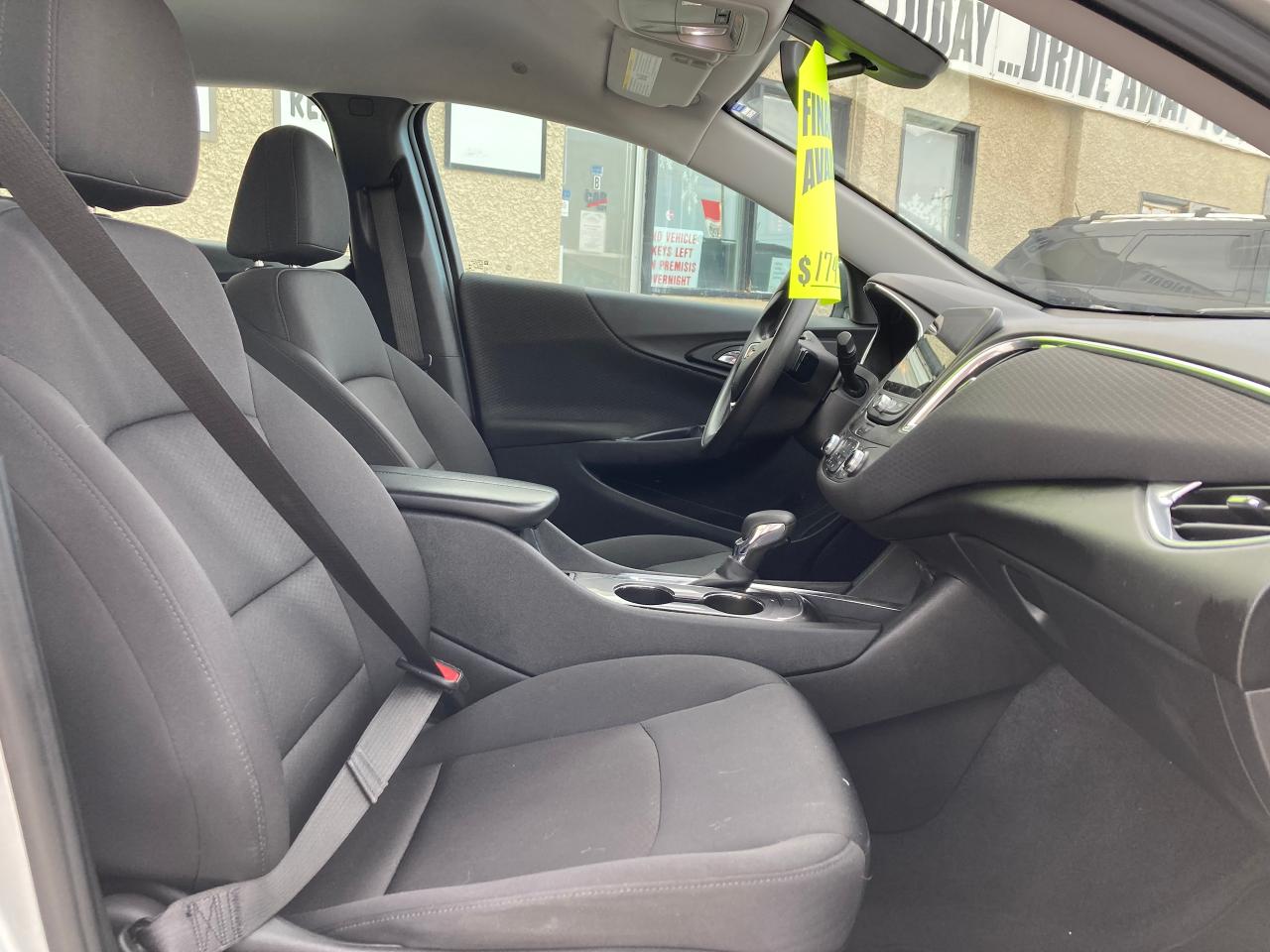 2021 Chevrolet Malibu 4DR SDN LT - Photo #10