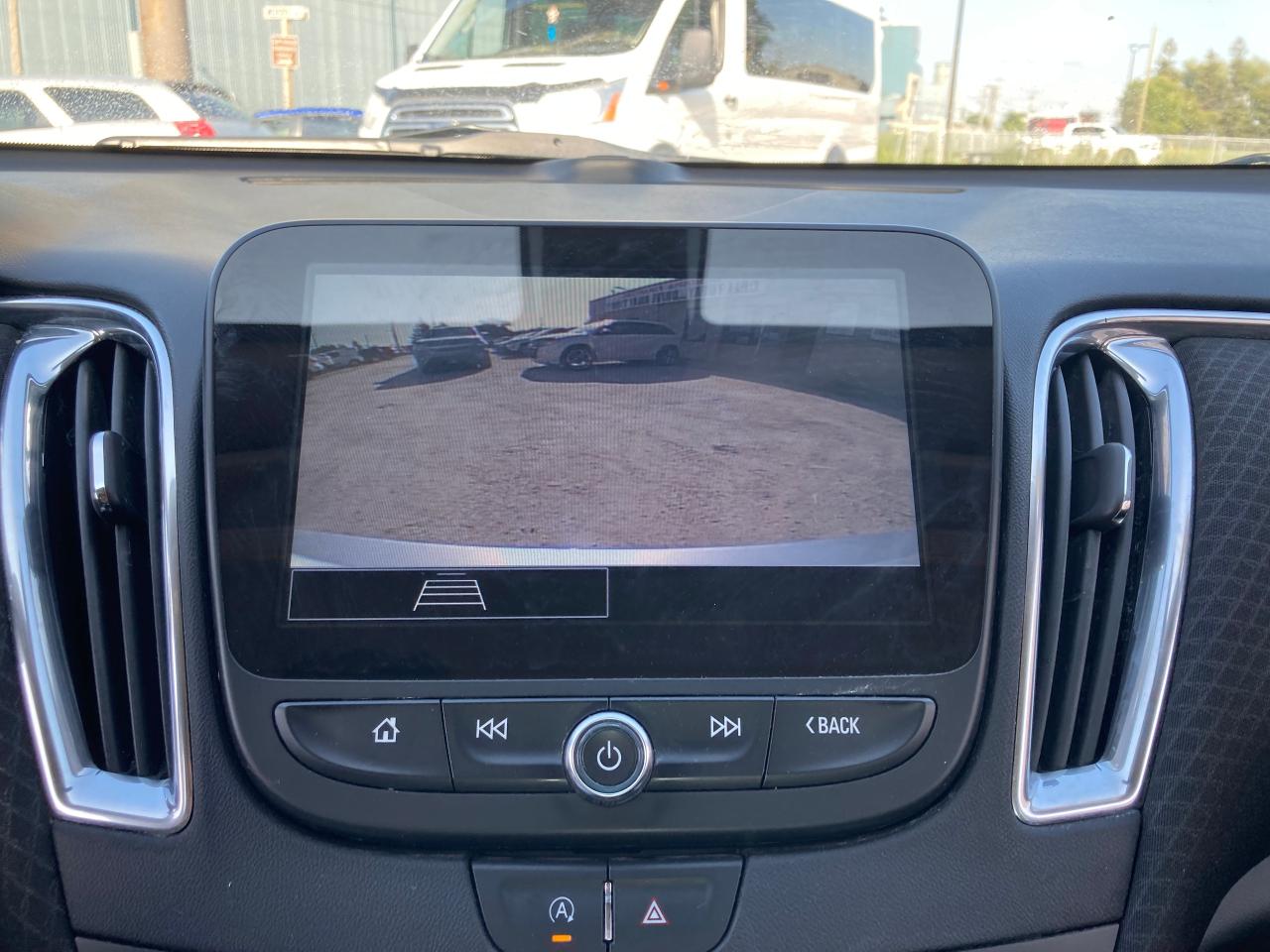 2021 Chevrolet Malibu LT - Photo #12