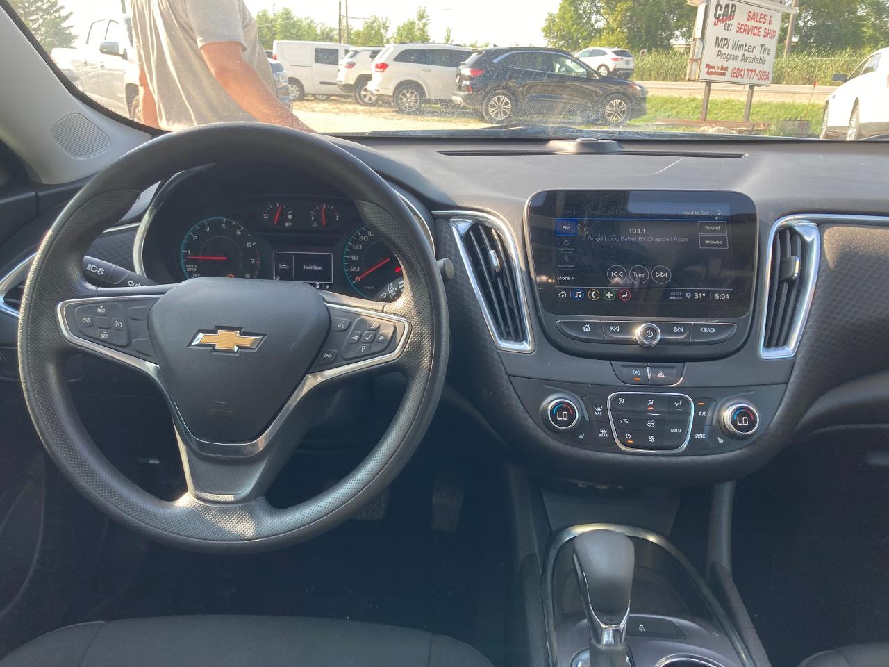 2021 Chevrolet Malibu LT - Photo #9