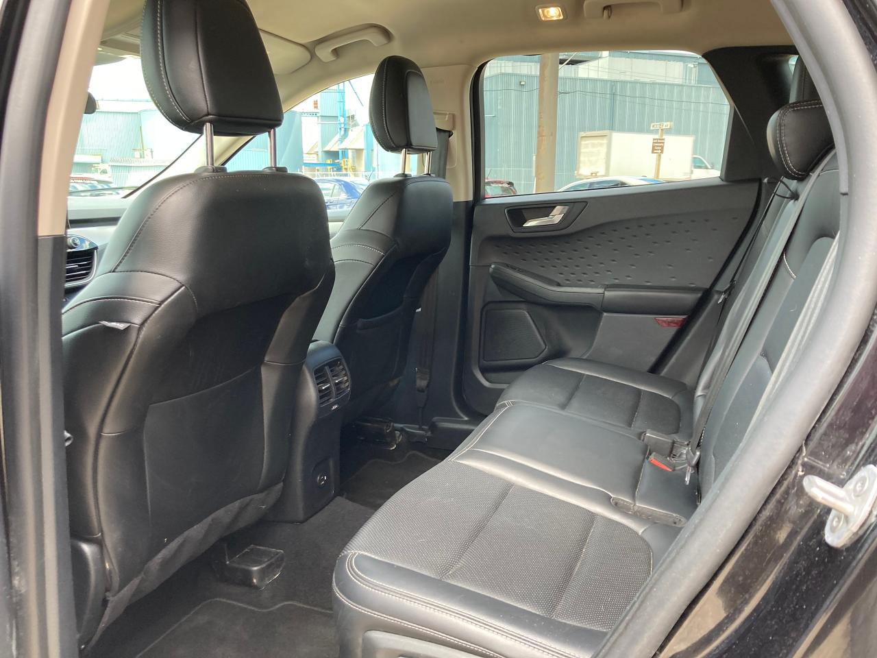 2020 Ford Escape SEL AWD - Photo #13