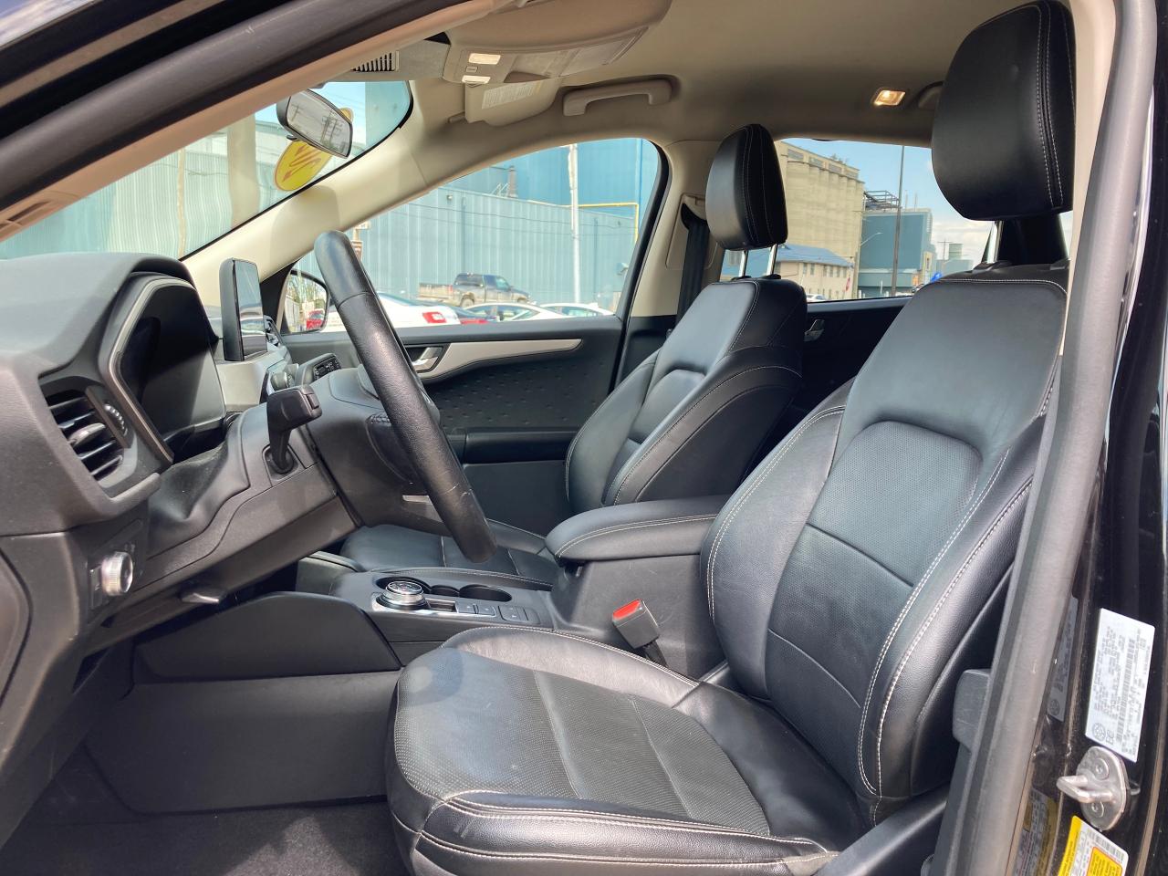 2020 Ford Escape SEL AWD - Photo #10