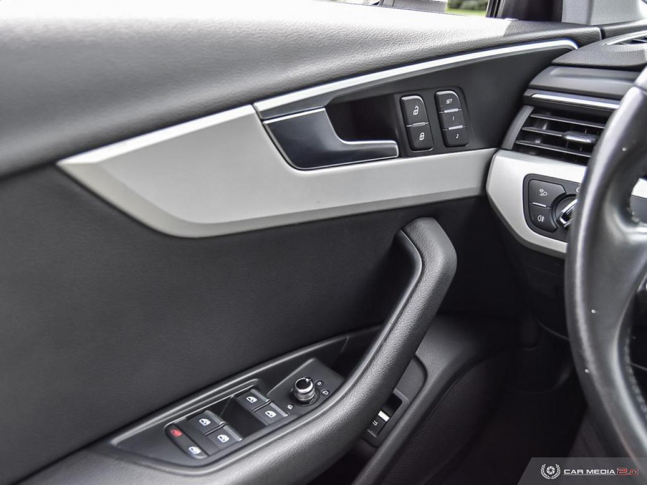 2017 Audi A4 4dr Sdn Auto Komfort quattro Photo