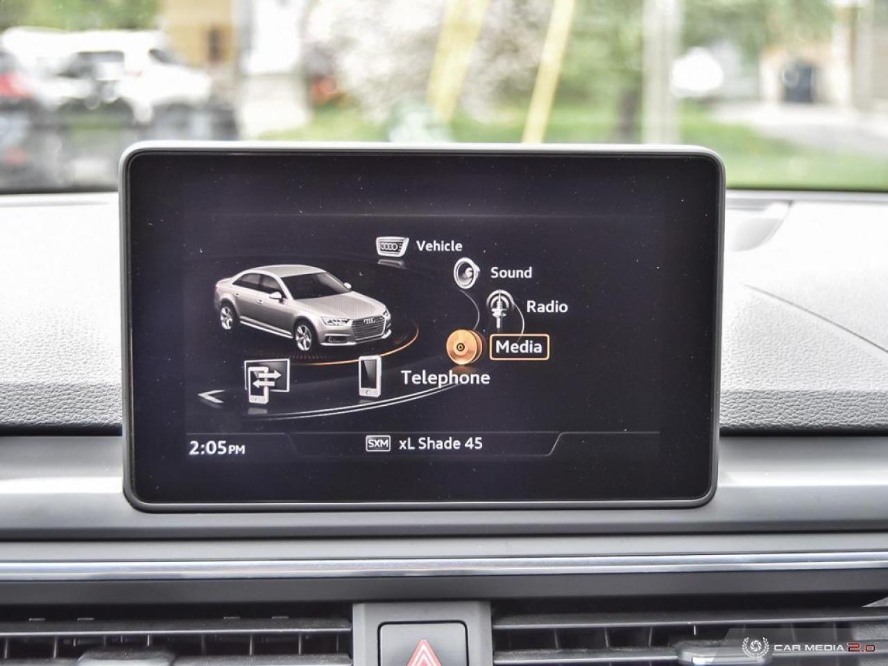 2017 Audi A4 4dr Sdn Auto Komfort quattro Photo