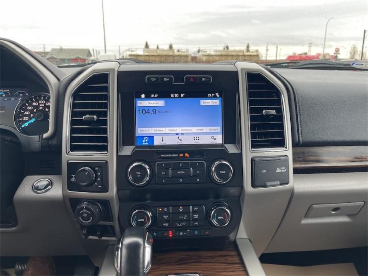 2019 Ford F-150 Lariat   - Leather Seats -  Cooled Seats Photo5