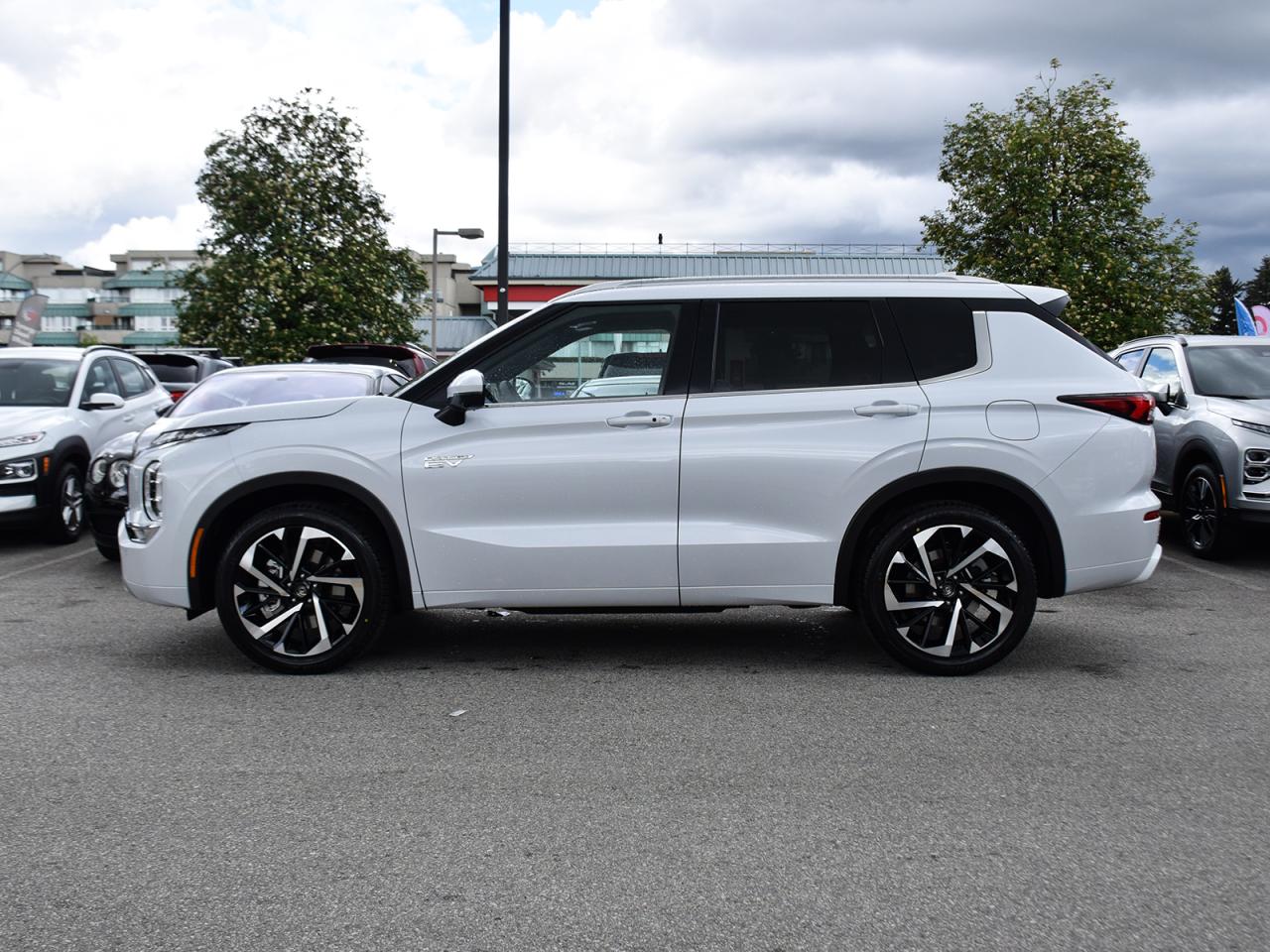 New 2024 Mitsubishi Outlander Phev GT Premium - Annual Demo Clearout, Huge Savings! for sale in Coquitlam, BC