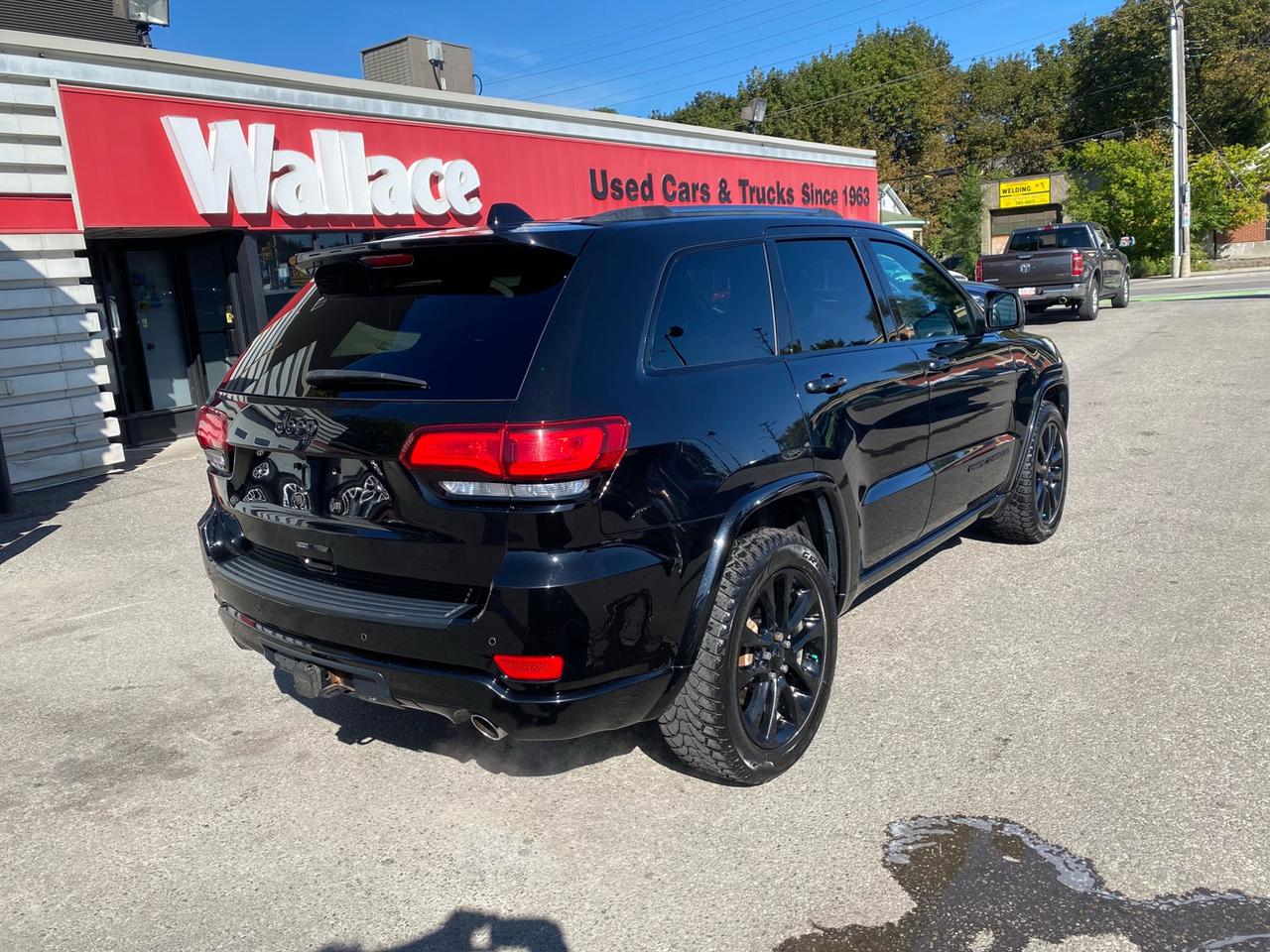 2020 Jeep Grand Cherokee Altitude | Apple CarPlay | NAV | Sunroof Photo