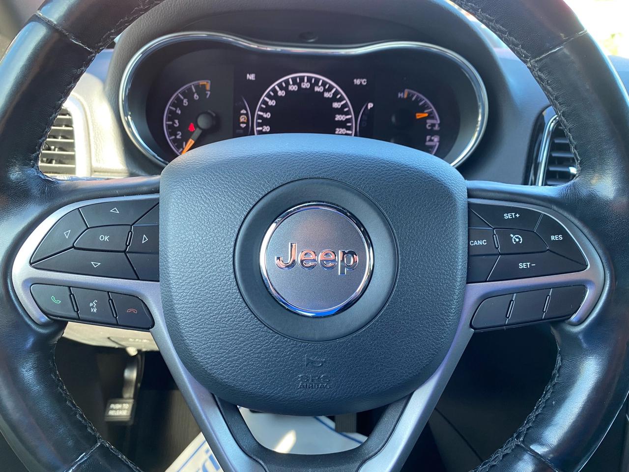 2020 Jeep Grand Cherokee Altitude | Apple CarPlay | NAV | Sunroof Photo