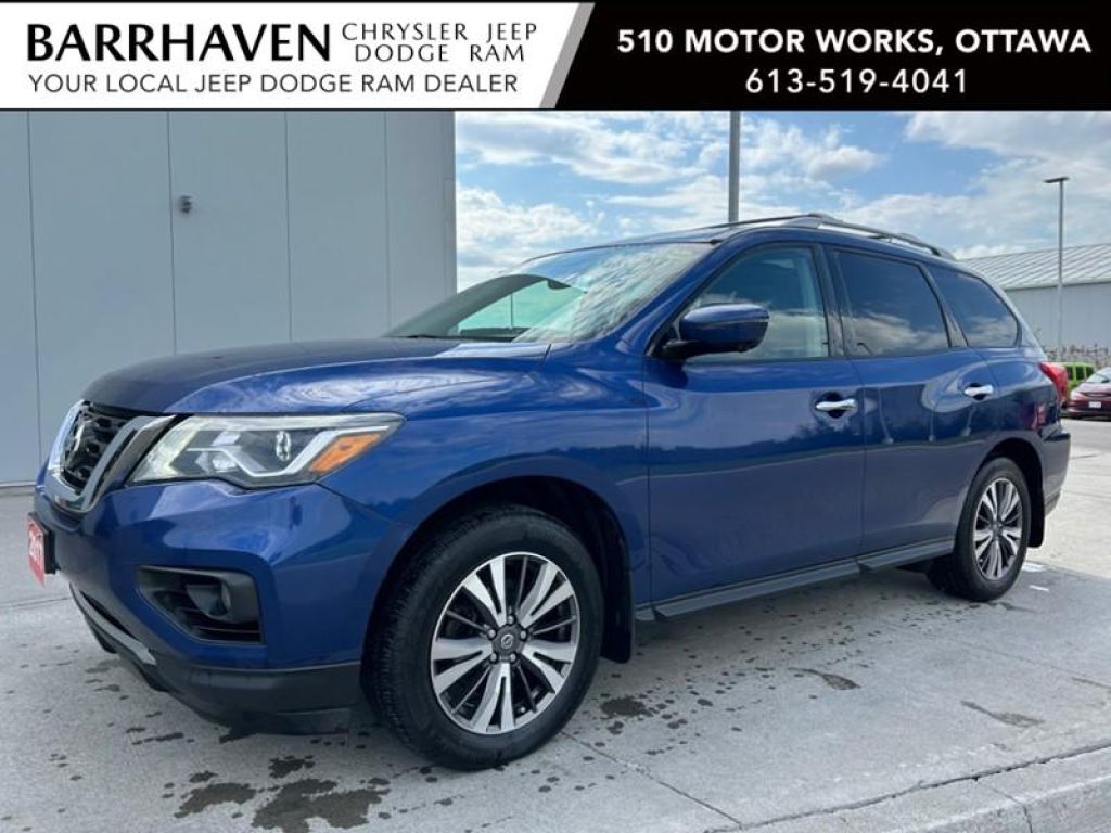 Used 2017 Nissan Pathfinder 4WD SL 7-Seater Leather Navi Low KM's for Sale in Ottawa, Ontario