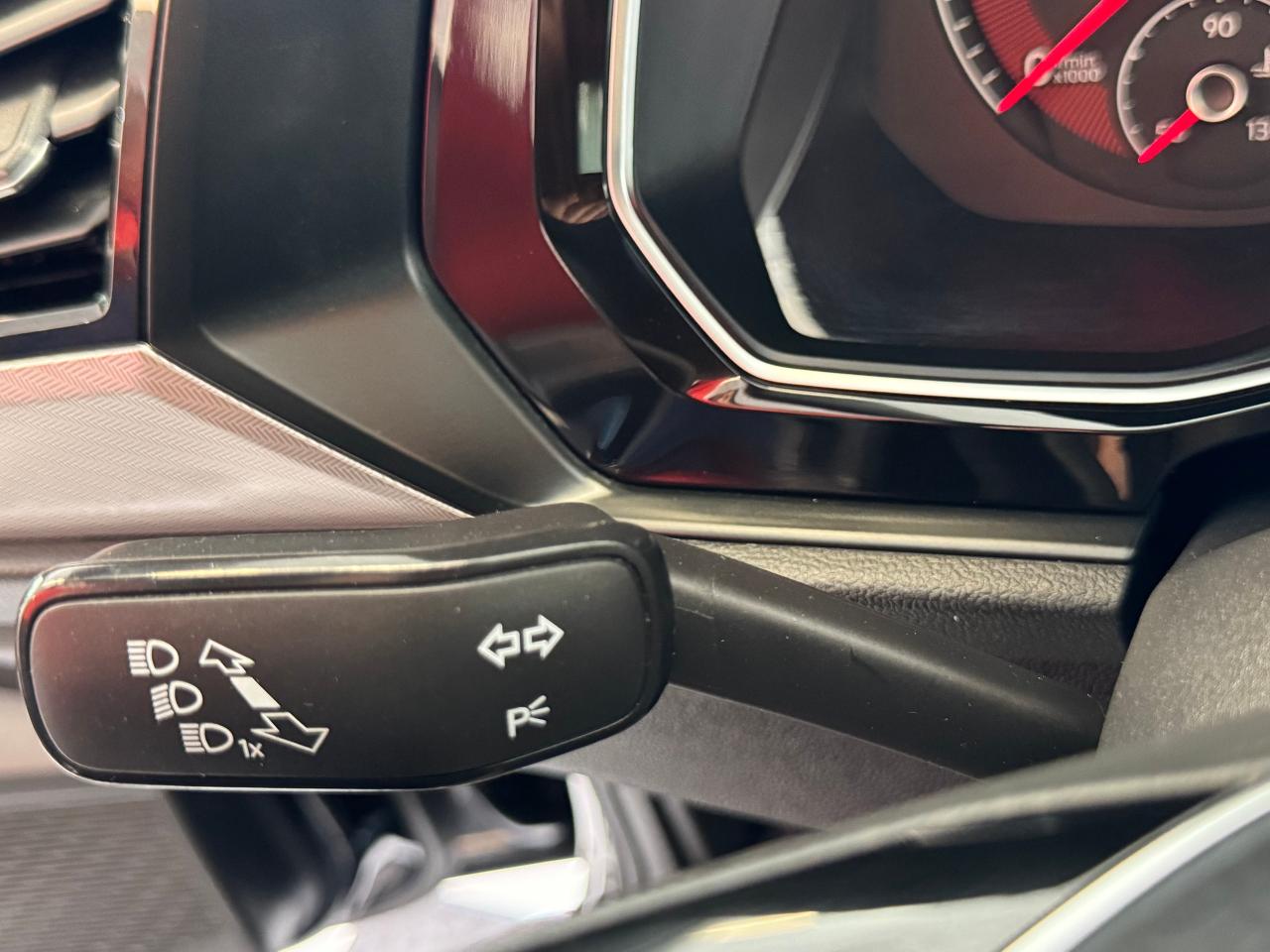 2019 Volkswagen Jetta Highline R-Line+Adaptive Cruise+CLEAN CARFAX Photo123