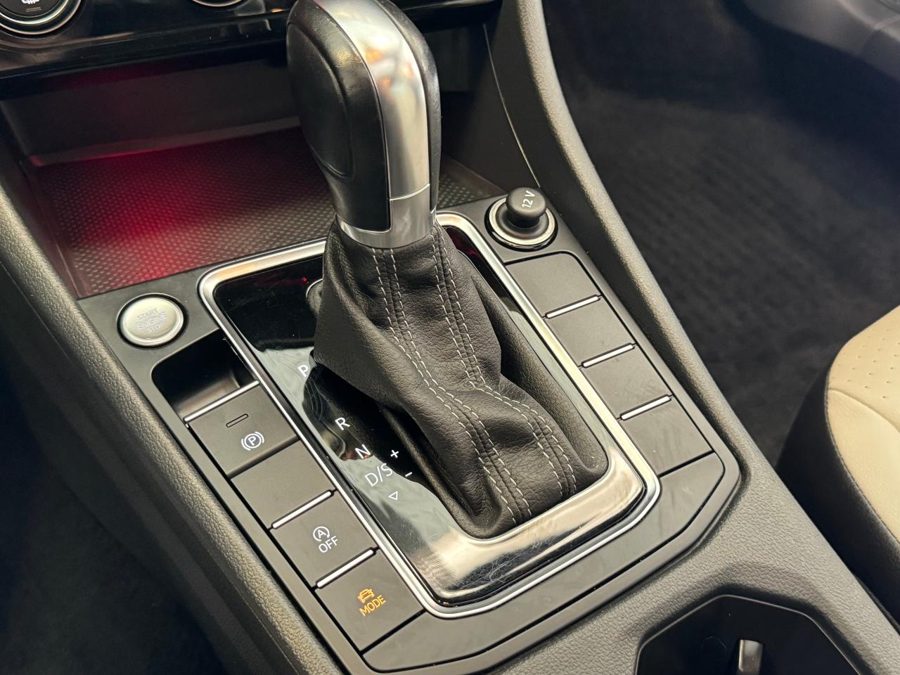 2019 Volkswagen Jetta Highline R-Line+Adaptive Cruise+CLEAN CARFAX - Photo #39