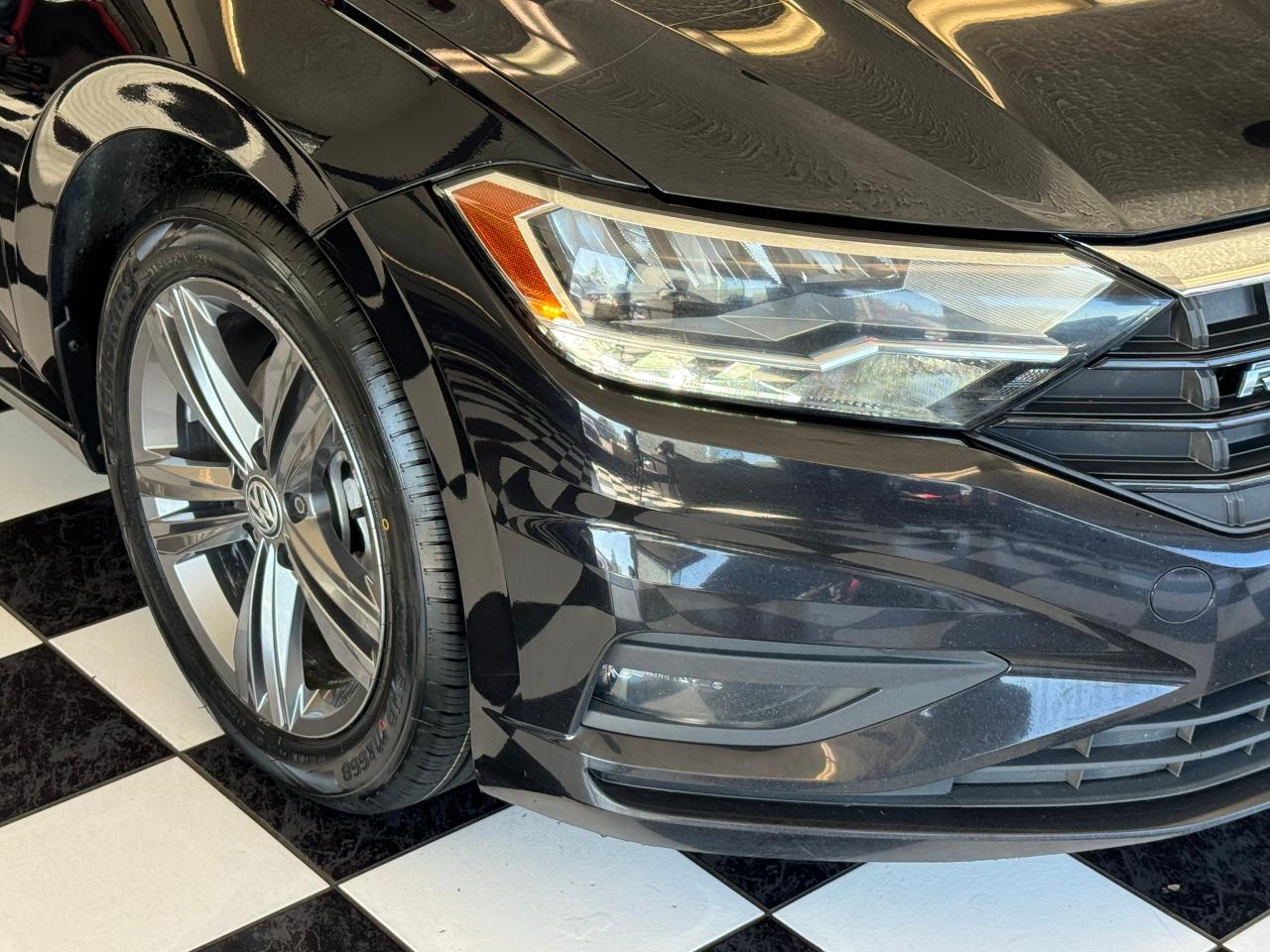 2019 Volkswagen Jetta Highline R-Line+Adaptive Cruise+CLEAN CARFAX Photo113