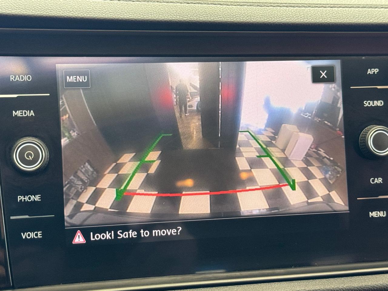 2019 Volkswagen Jetta Highline R-Line+Adaptive Cruise+CLEAN CARFAX - Photo #11