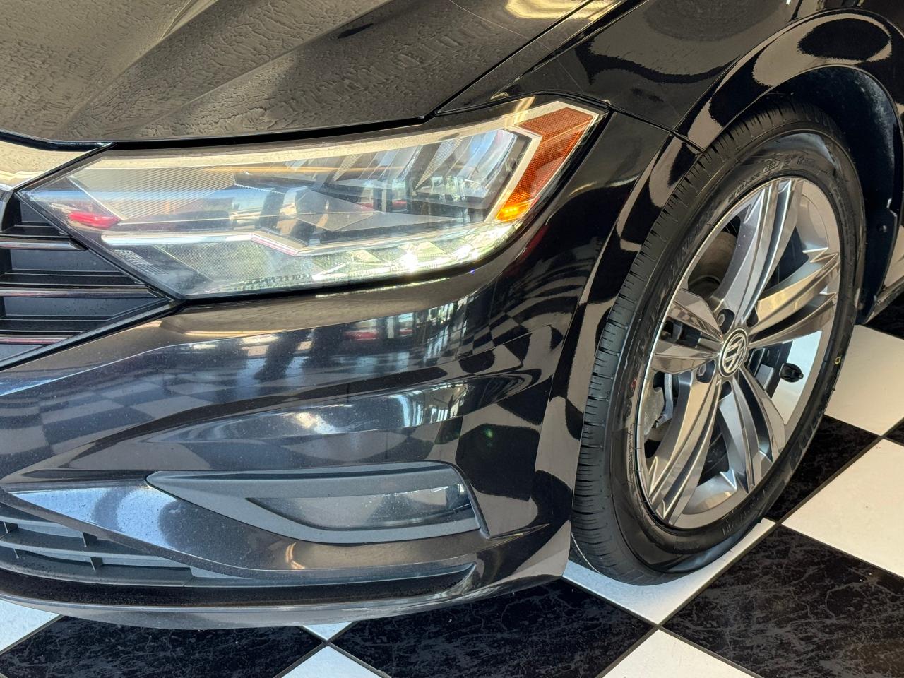 2019 Volkswagen Jetta Highline R-Line+Adaptive Cruise+CLEAN CARFAX Photo114