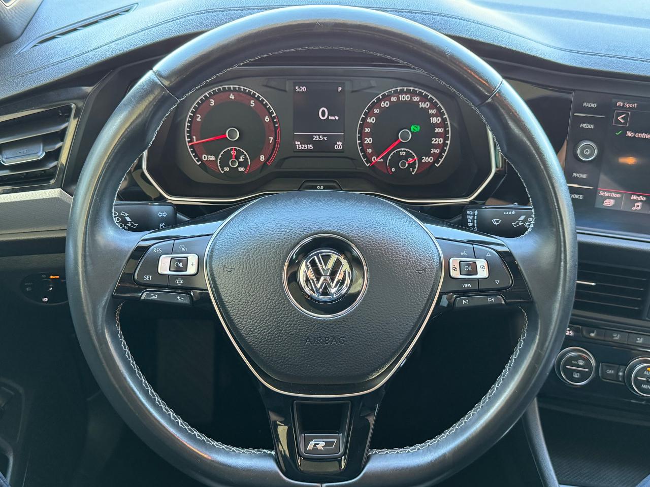 2019 Volkswagen Jetta Highline R-Line+Adaptive Cruise+CLEAN CARFAX Photo81