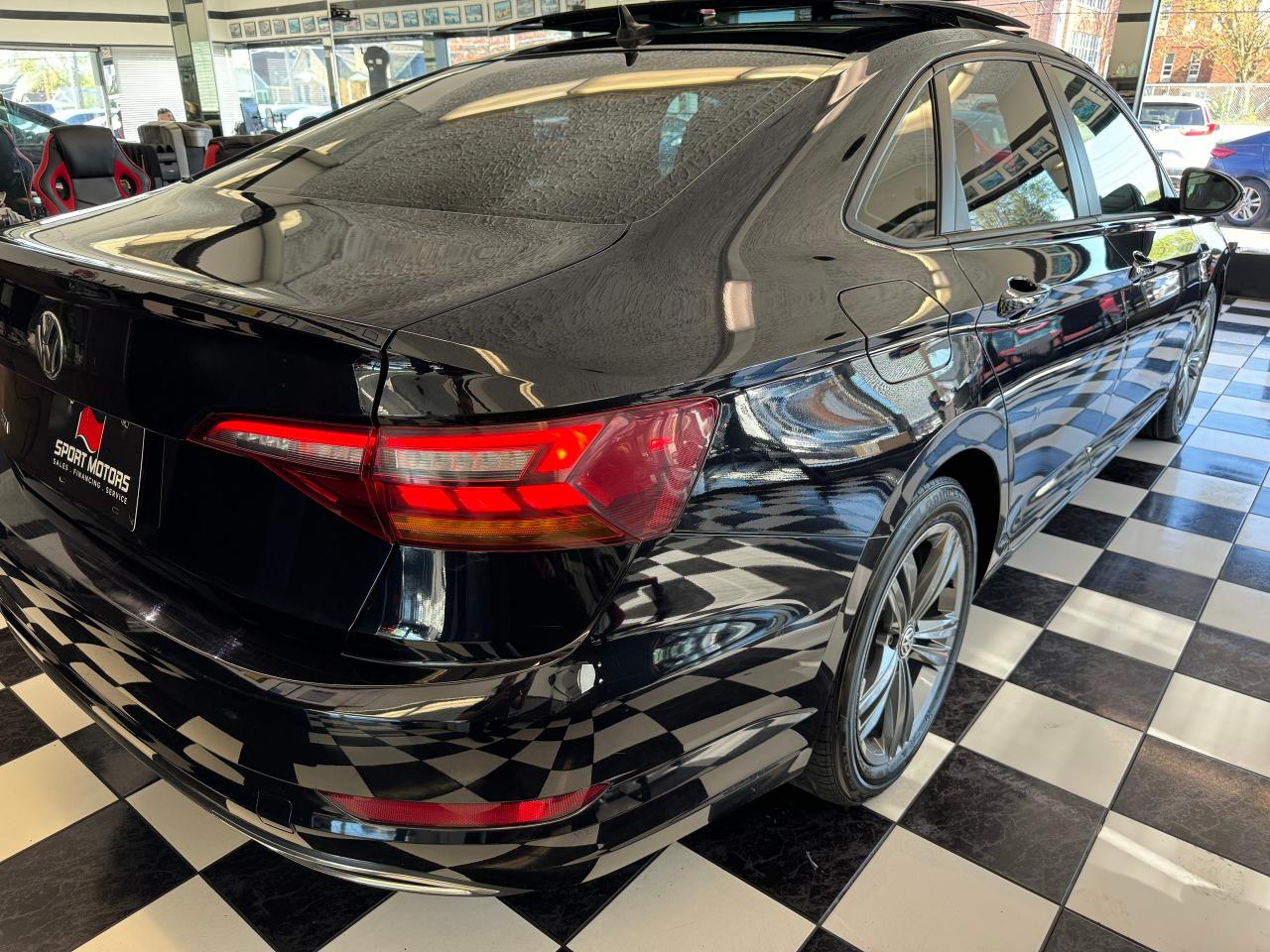 2019 Volkswagen Jetta Highline R-Line+Adaptive Cruise+CLEAN CARFAX Photo116
