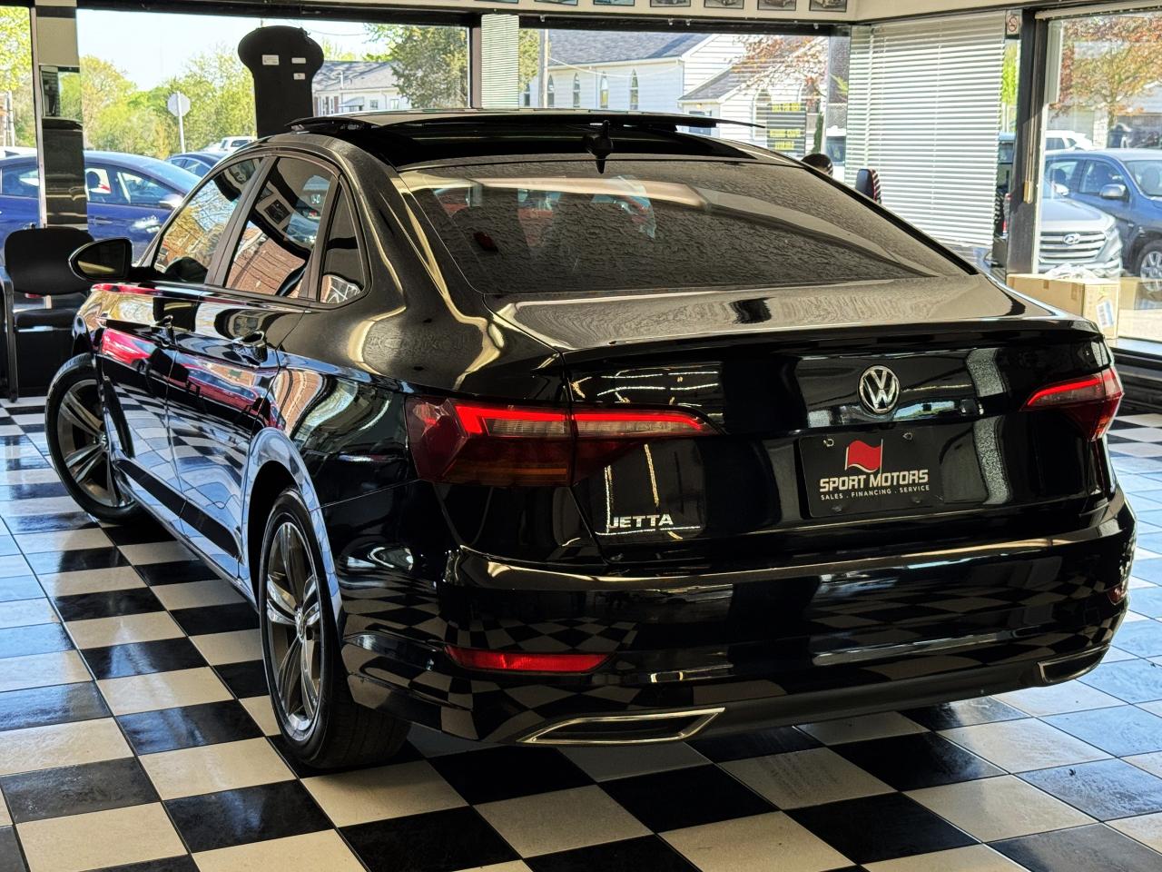 2019 Volkswagen Jetta Highline R-Line+Adaptive Cruise+CLEAN CARFAX Photo87