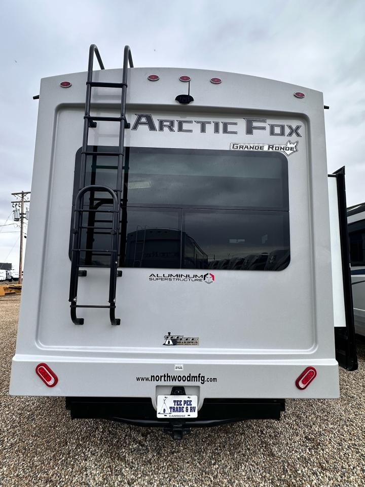 New 2024 Arctic Fox Grande Ronde 36-5VS in Camrose, Alberta. Selling ...