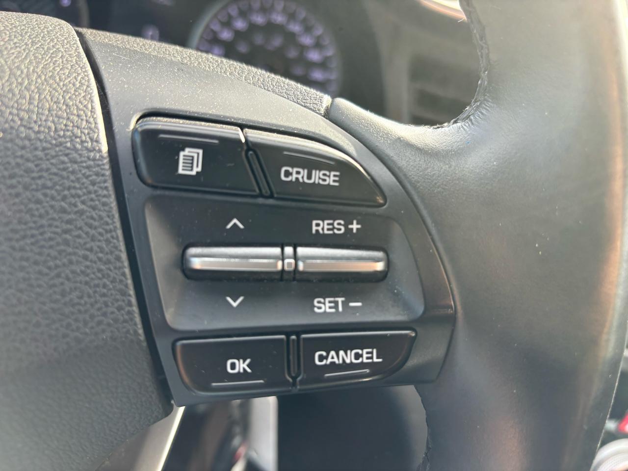 2019 Hyundai Elantra Preferred, 6 Speed Manual Transmission,Back-Up Cam - Photo #13