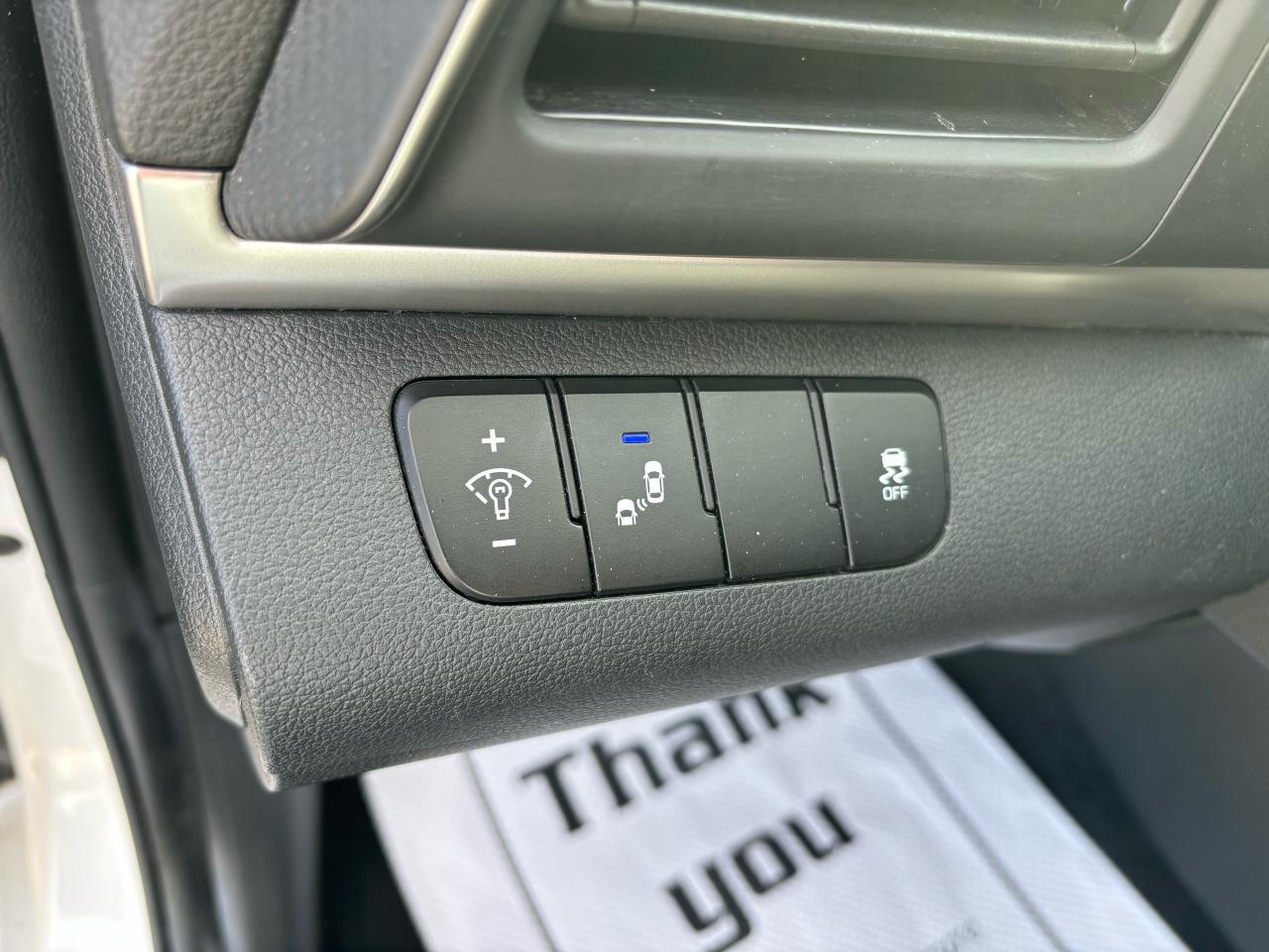 2019 Hyundai Elantra Preferred, 6 Speed Manual Transmission,Back-Up Cam - Photo #11