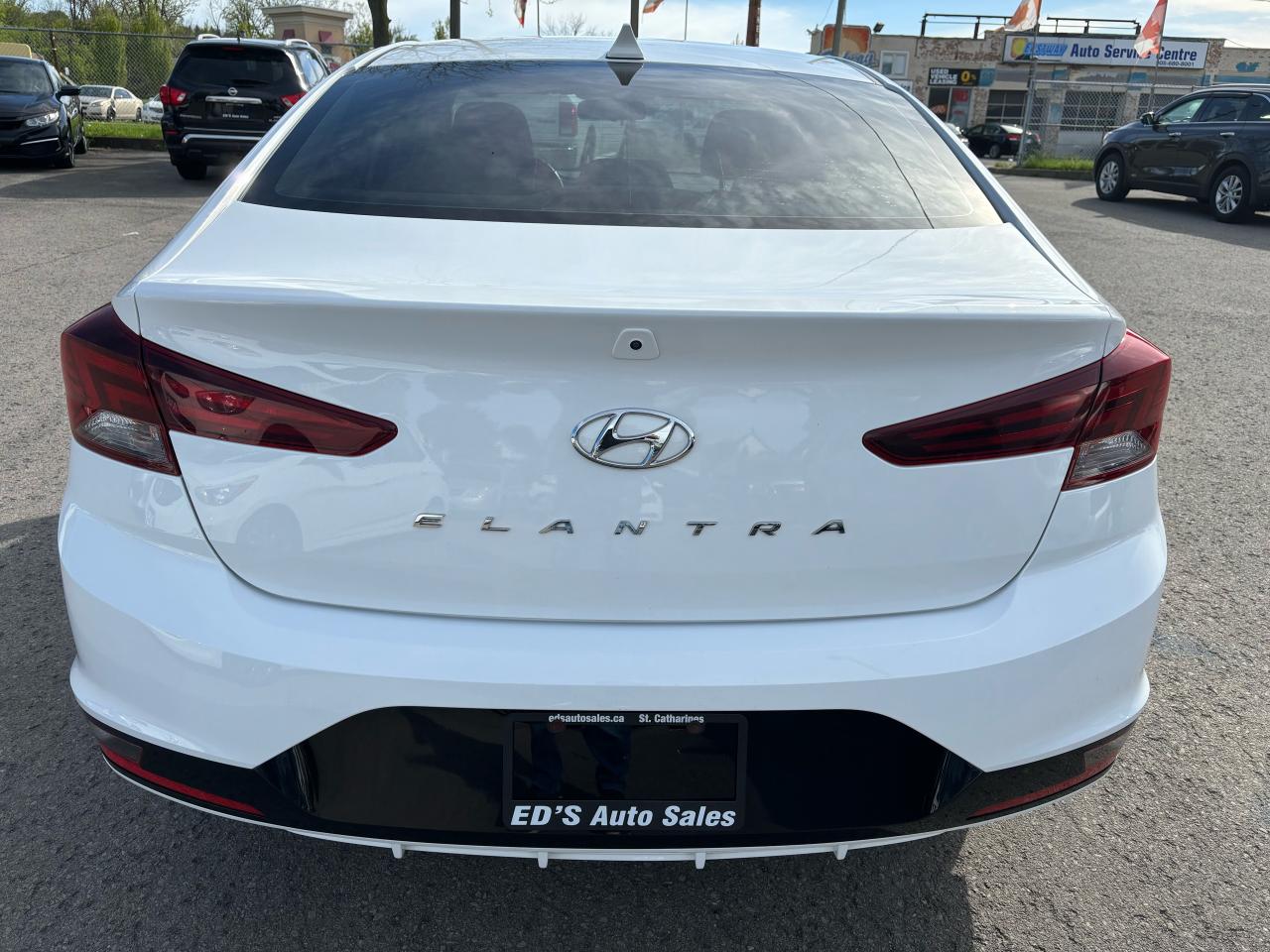 2019 Hyundai Elantra Preferred, 6 Speed Manual Transmission,Back-Up Cam - Photo #5