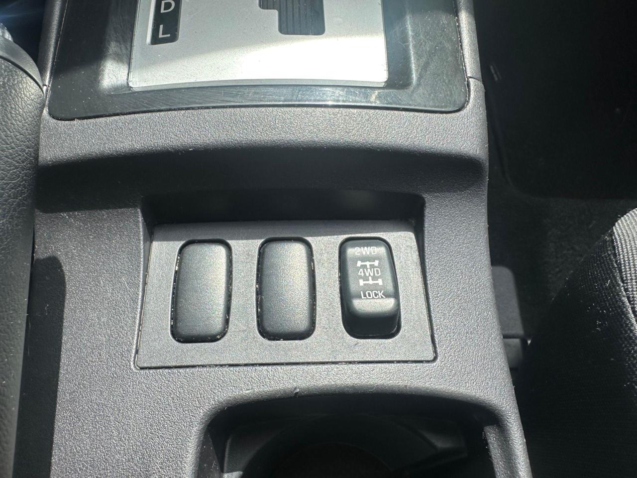2016 Mitsubishi Lancer AWD - Photo #17