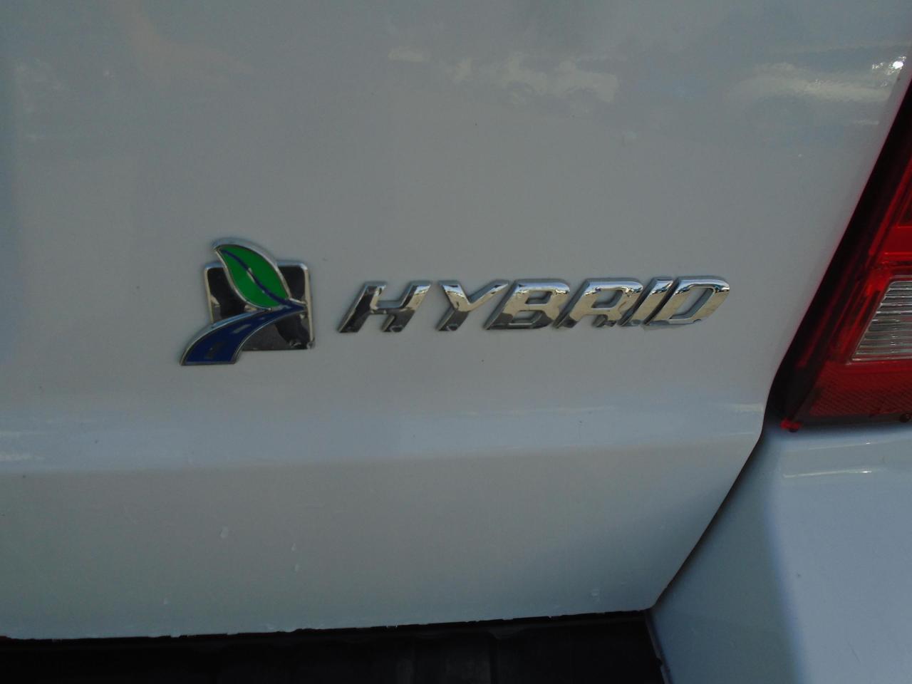 2012 Ford Escape FWD 4dr Hybrid - Photo #11