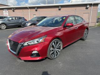 Used 2019 Nissan Altima 2.5 Platinum for sale in Windsor, ON