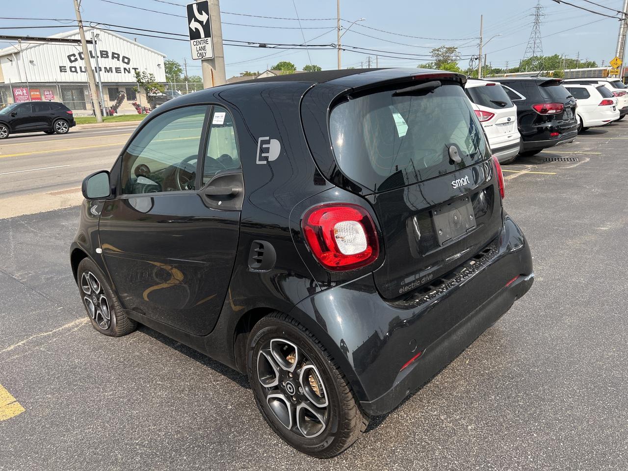 Used 2018 Smart fortwo Electric Passion for sale in Windsor, ON