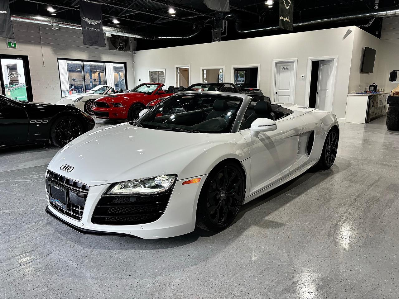 2011 Audi R8 2dr Conv Spyder Man 5.2L Photo2