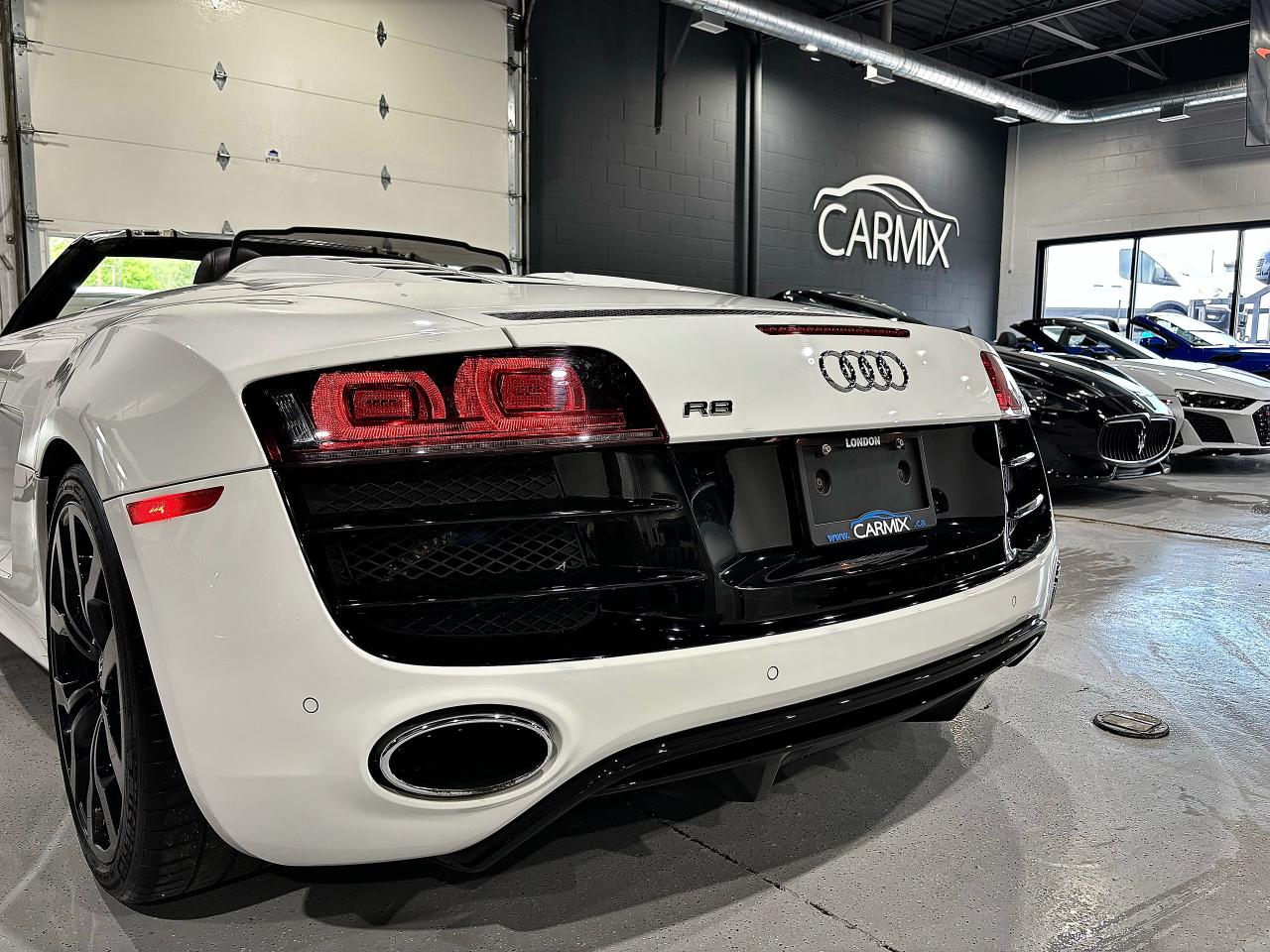 2011 Audi R8 2dr Conv Spyder Man 5.2L - Photo #12