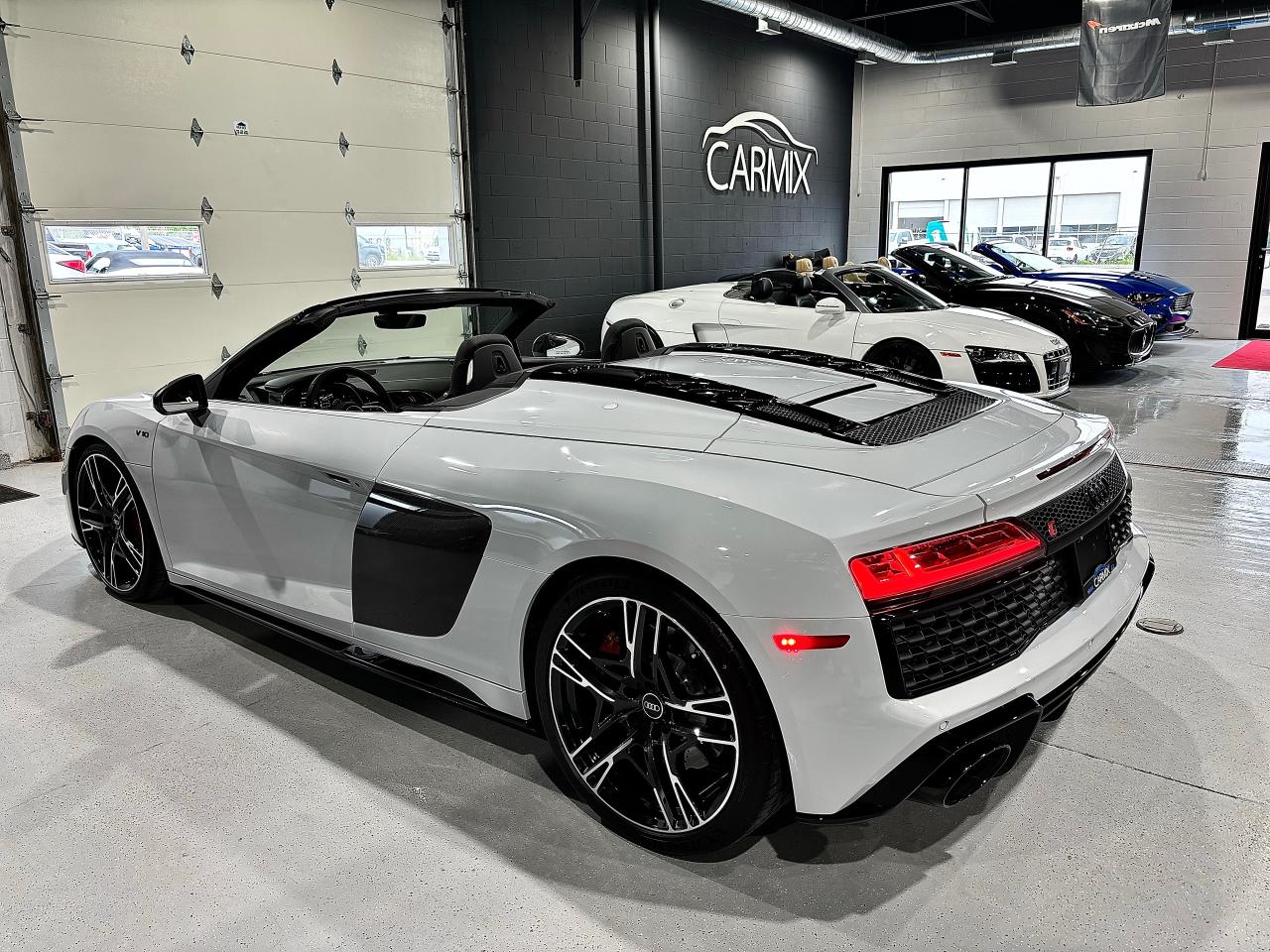 2023 Audi R8 V10 performance RWD Photo4