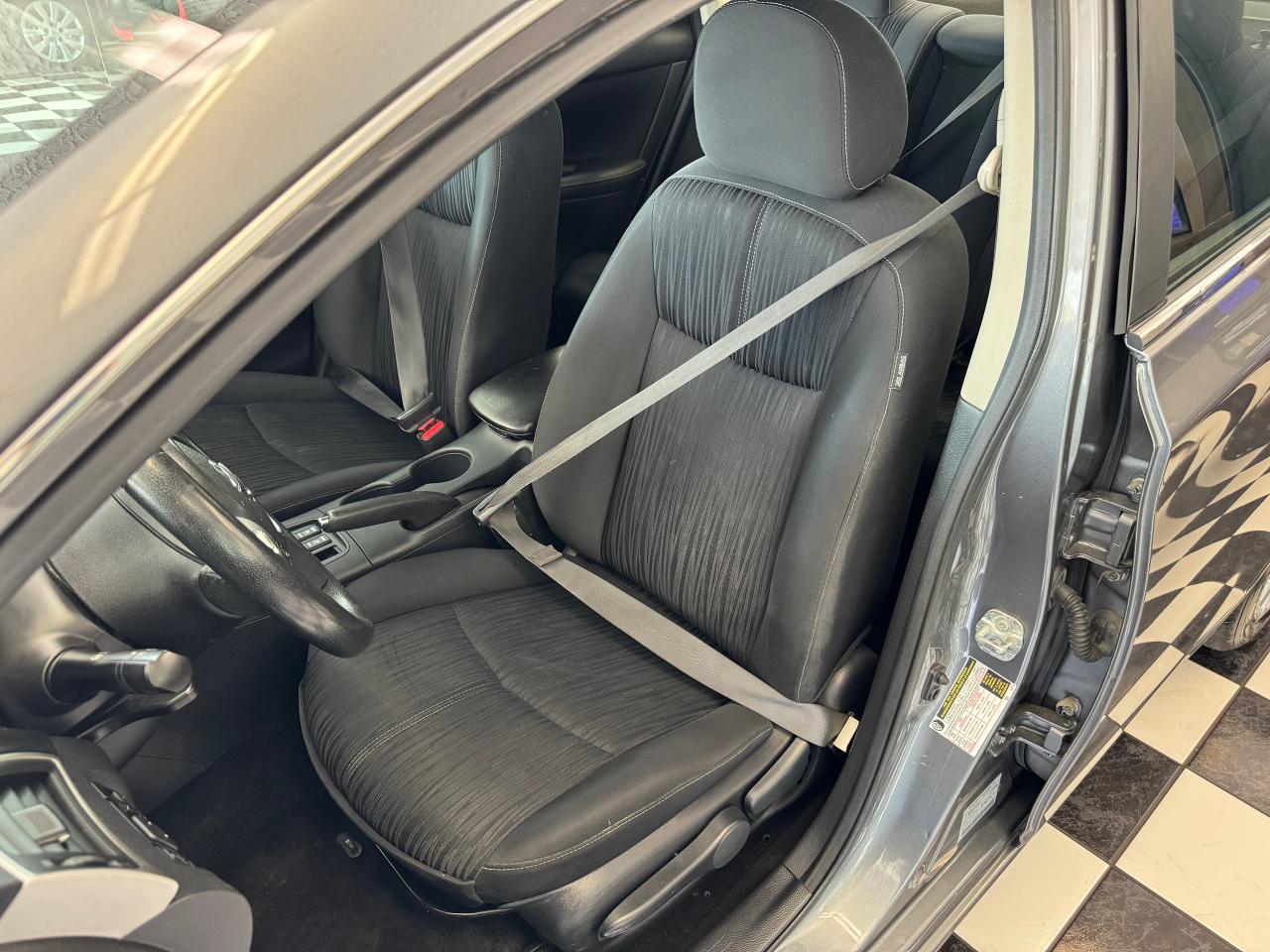 2018 Nissan Sentra SV+Camera+Heated Seats+New Tires+CLEAN CARFAX - Photo #18