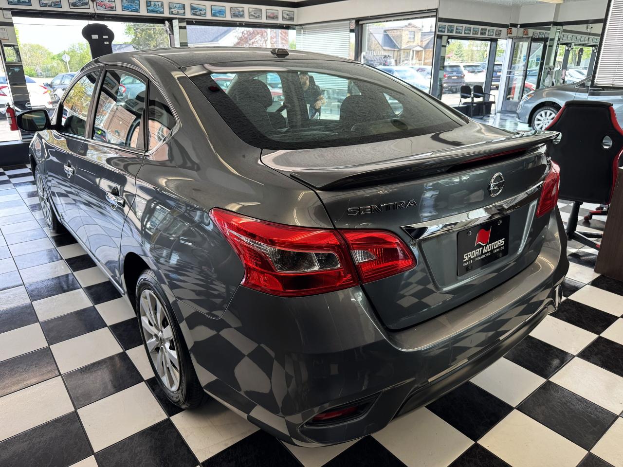 2018 Nissan Sentra SV+Camera+Heated Seats+New Tires+CLEAN CARFAX - Photo #2