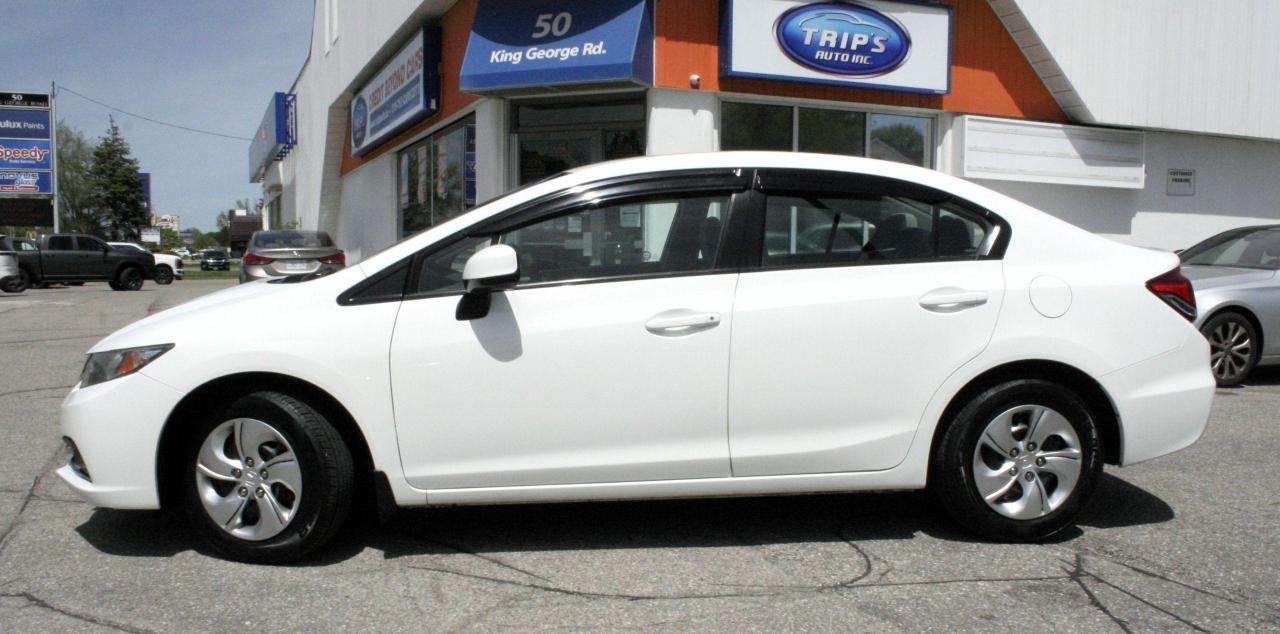 2013 Honda Civic 4dr Auto LX - Photo #2