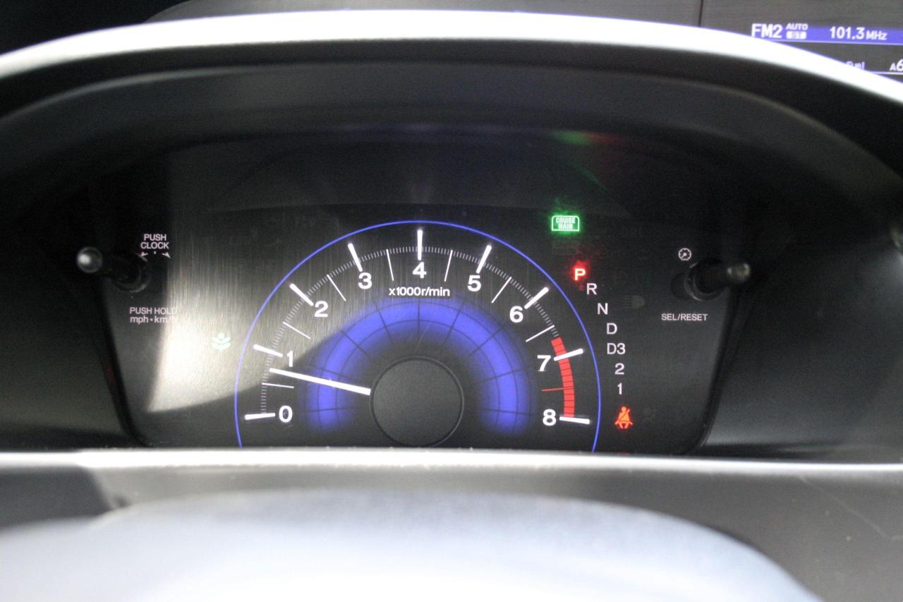 2013 Honda Civic 4dr Auto LX - Photo #16