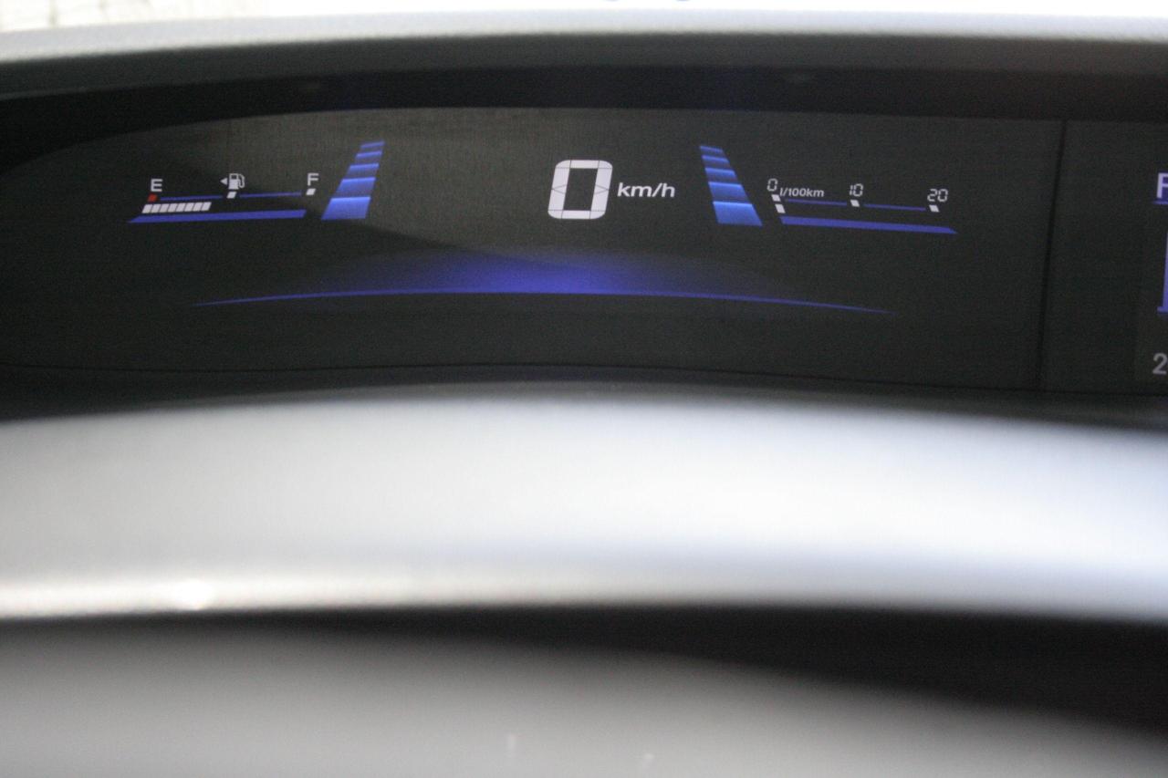 2013 Honda Civic 4dr Auto LX - Photo #18